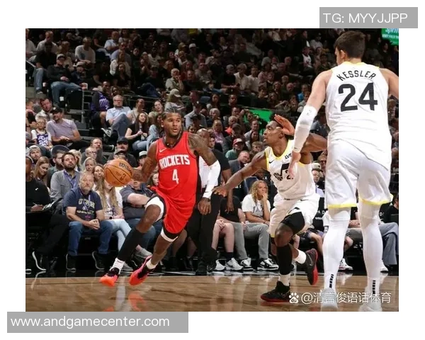 2007年NBA季后赛火箭与爵士激战回顾两队经典对决的精彩瞬间与战术分析