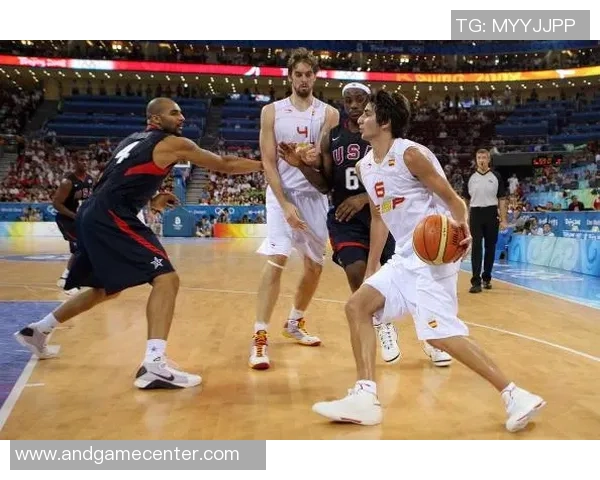 2012年美国与西班牙篮球对决精彩回顾超清画面展现激情瞬间